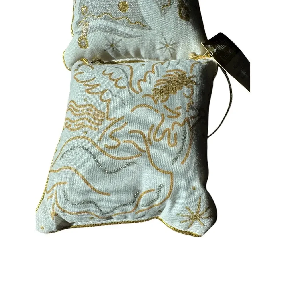 Pillow Ornaments material me